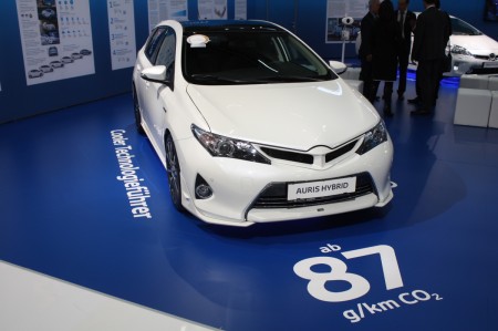 Vienna Autoshow 2014 Toyota Auris Touring Sports Hybrid