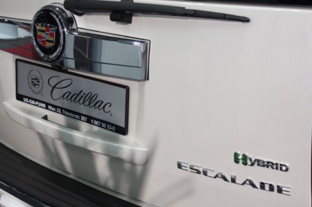 Vienna Autoshow 2013 Cadillac Escalade Hybrid