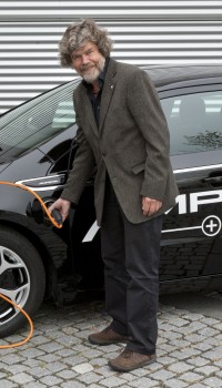 Opel Ampera Bergsteiger Reinhold Messner