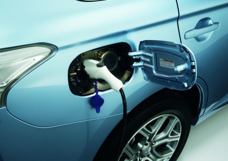 Mitsubishi Outlander PHEV Ladung
