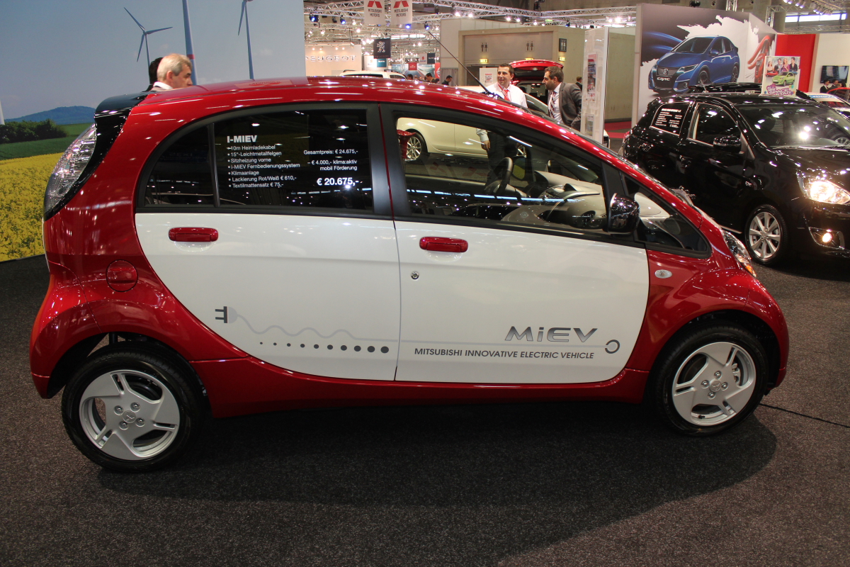 Vienna Autoshow 2015 Mitsubishi i-Miev